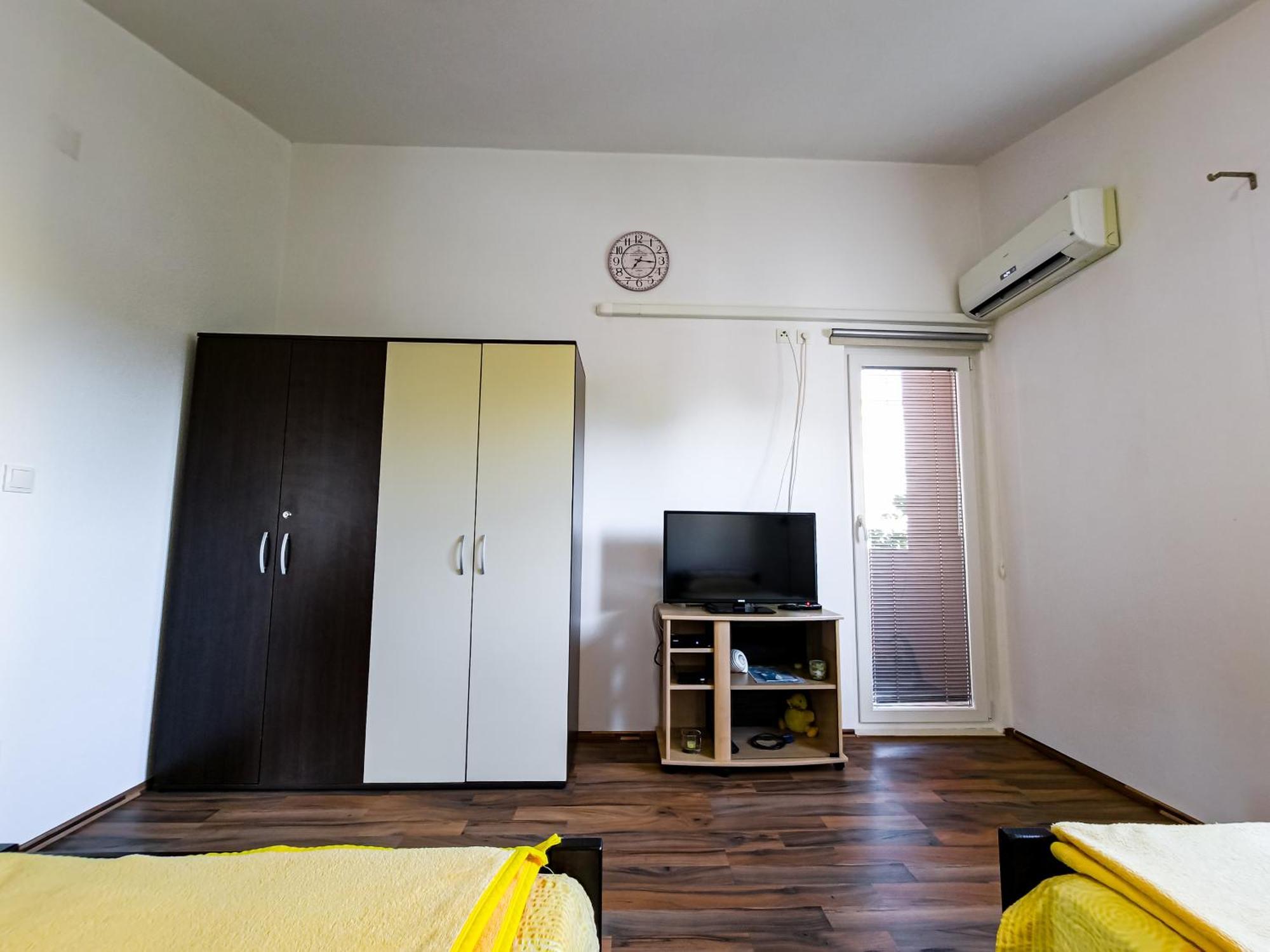 Apartments Mani Trogir Exterior photo