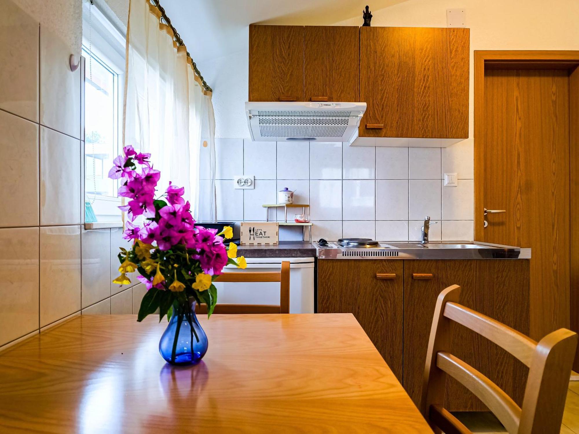 Apartments Mani Trogir Exterior photo
